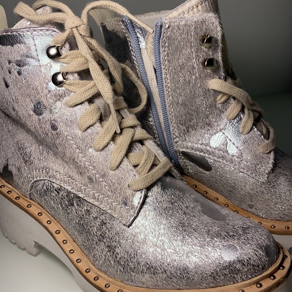 Very stylish and fashionable shoes! - Picture 6 of 6